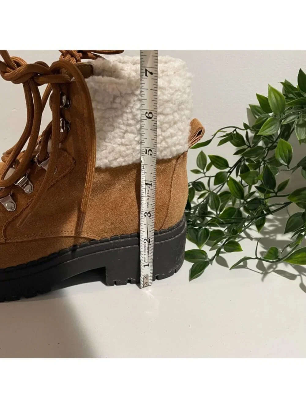 Marc Fisher Womens Faux Fur-Lined Suede Hiking Boots Size 8M Lace-Up CamelBrown